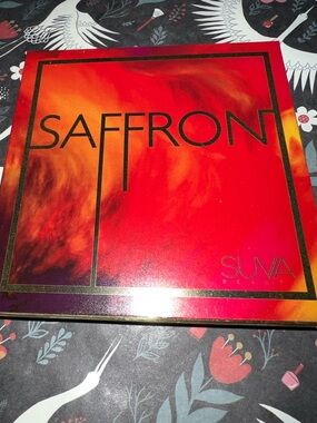 SUVA Beauty Saffron Eyeshadow Palette - Warm Red & Orange Shades